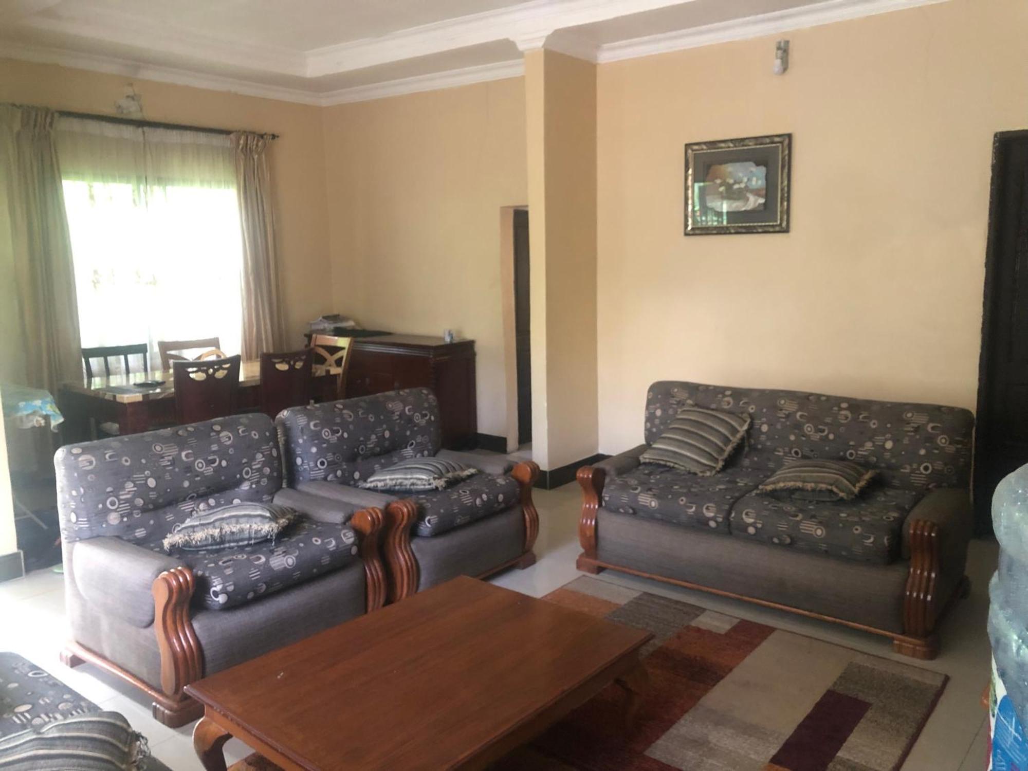 Tatys Homestay Dar-es-Salaam Eksteriør bilde