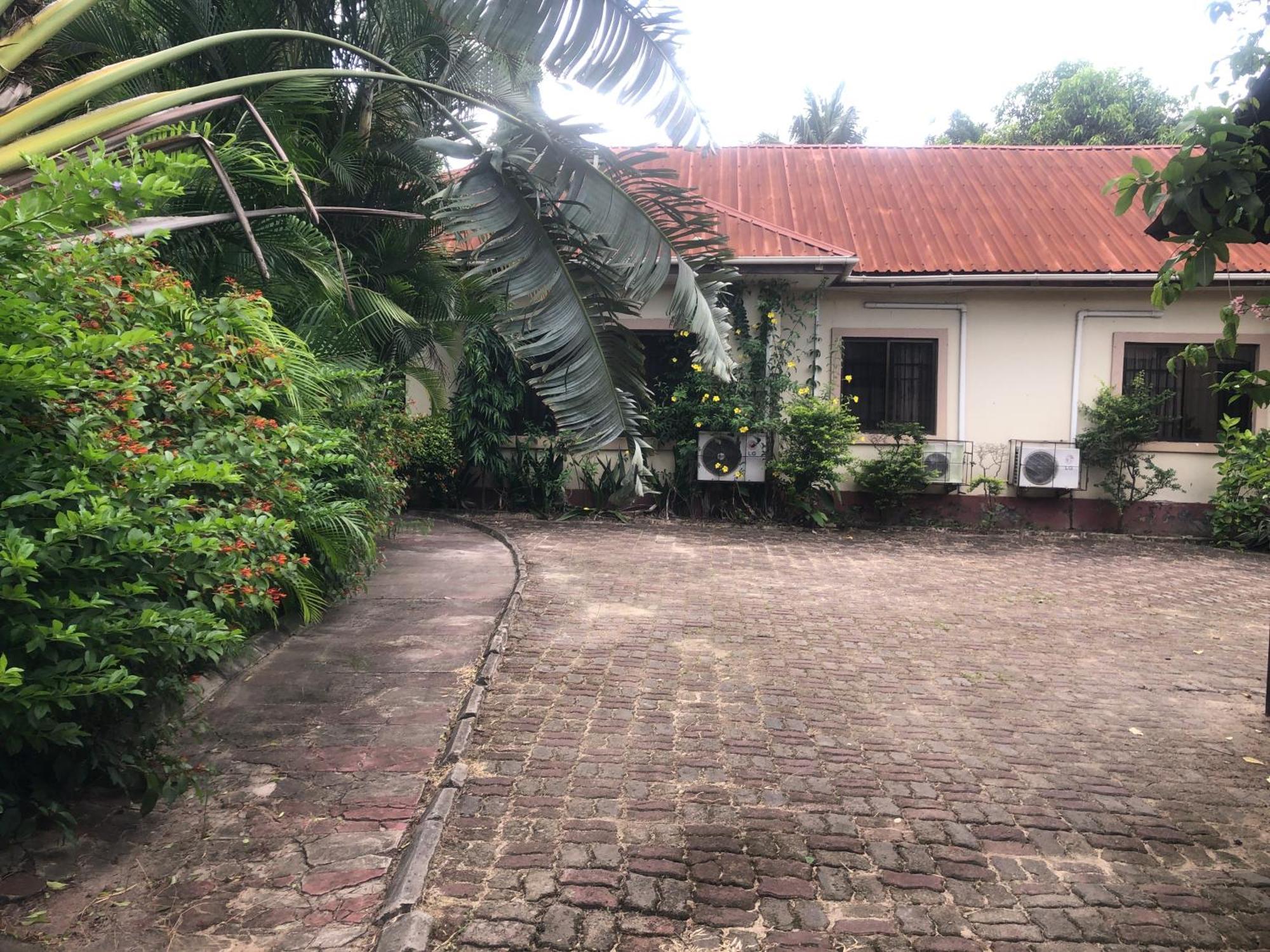 Tatys Homestay Dar-es-Salaam Eksteriør bilde