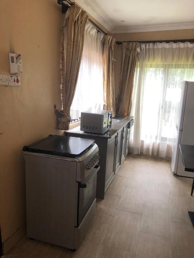 Tatys Homestay Dar-es-Salaam Eksteriør bilde