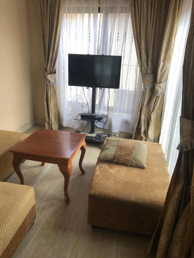 Tatys Homestay Dar-es-Salaam Eksteriør bilde